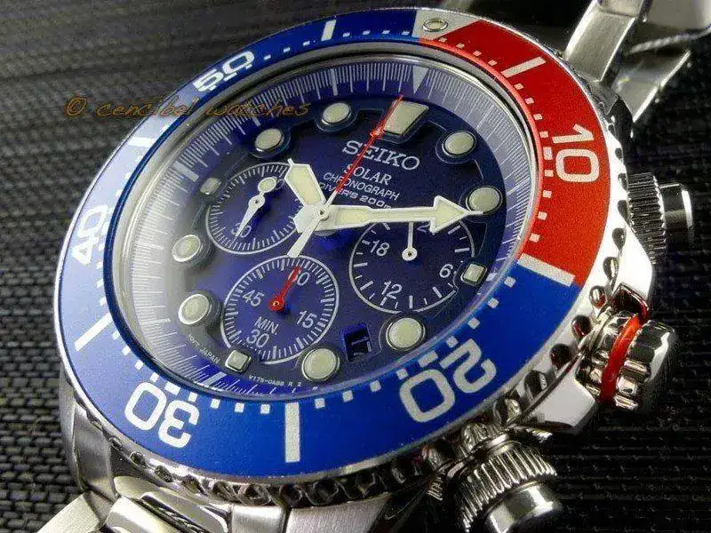 seiko-ssc019p1-cronografo-solar-diver-s-200m-wr-1-ti.webp