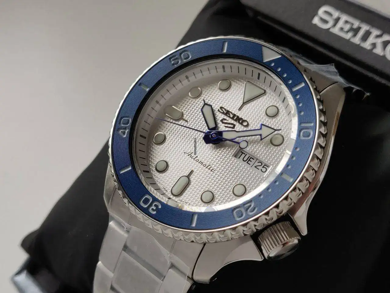 seiko1.jpg