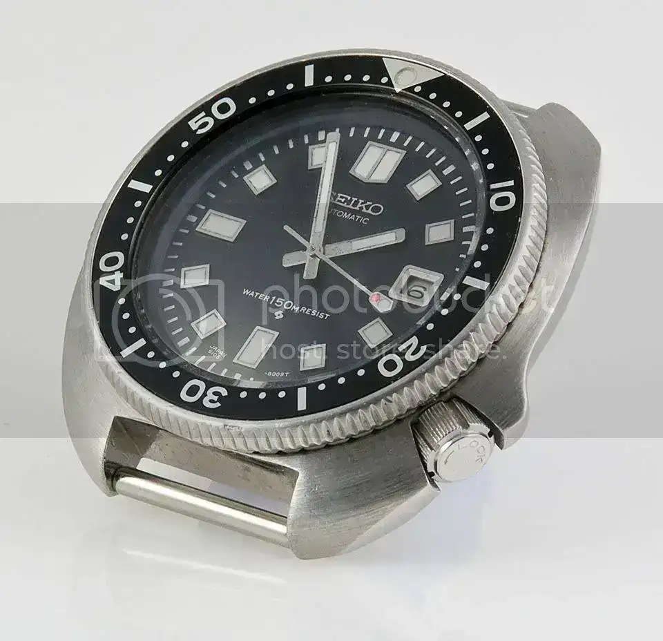 Seiko6105-8110-rightside.webp