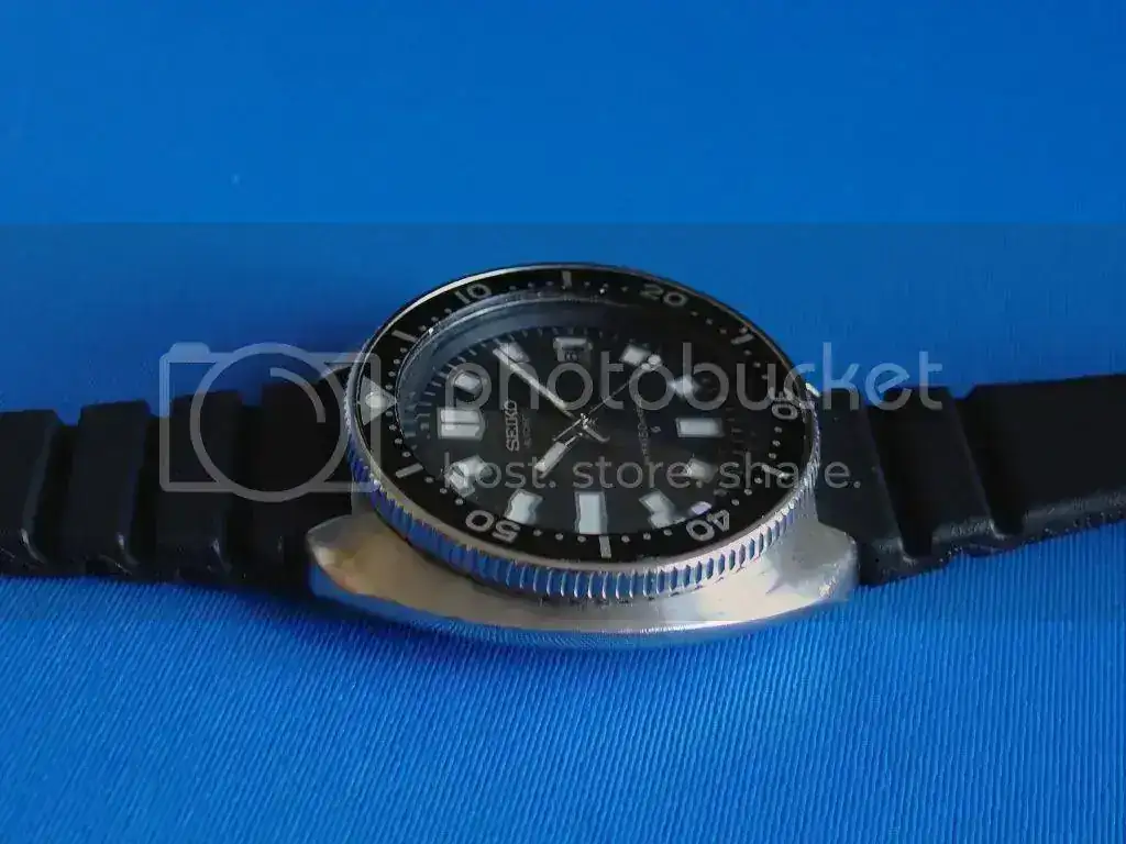 Seiko6105-8110_05.webp