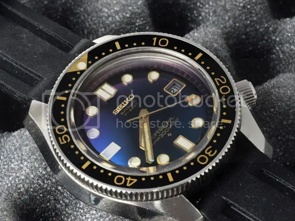 Seiko_6159-7000_01.webp