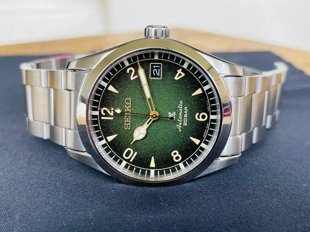 seiko_alpinist_spb155j1_1622006282_fd200d28_progressive.webp