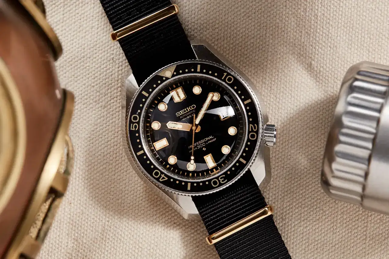 Seiko_Professional_Diver_6159-7001_AS02547_2.webp