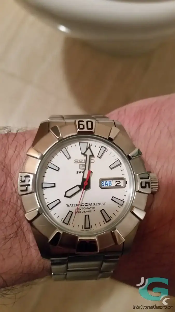 seiko_snzf55_03.webp