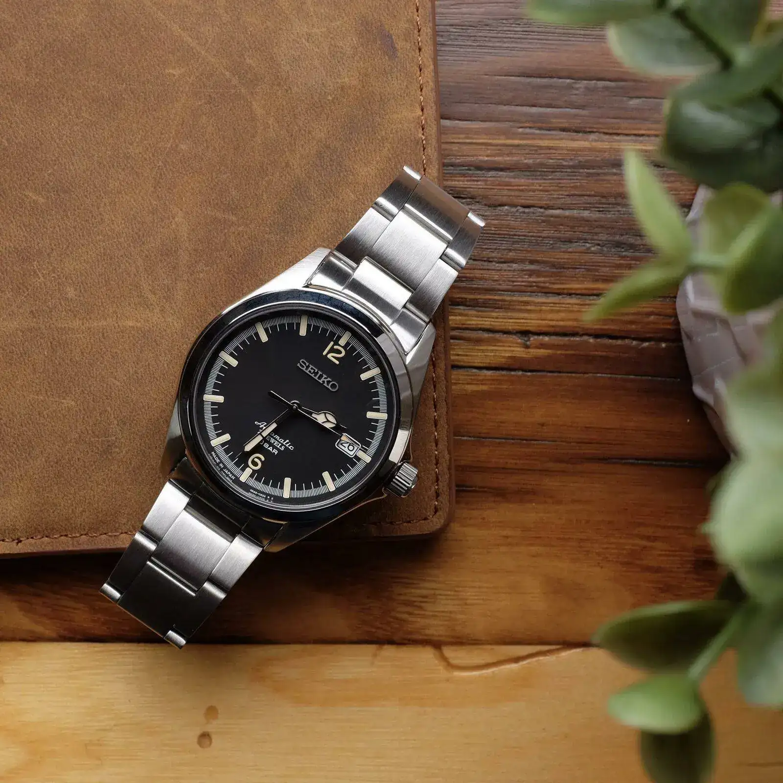 Seiko_SZSB006_Tic_Tac.webp