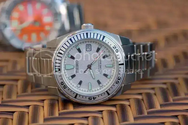 Seiko_White_Samurai_SNM009.webp