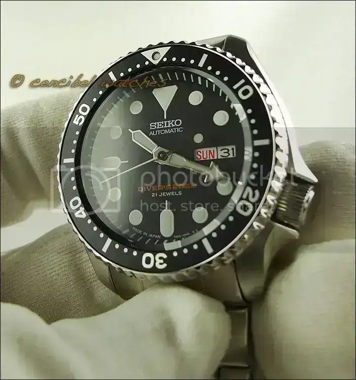 SeikoSKX007J4foto2.webp