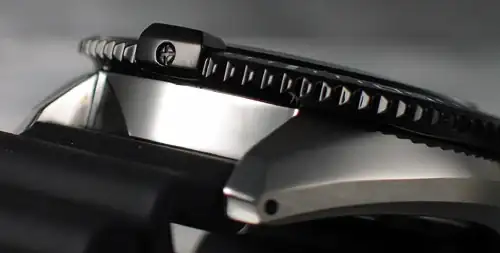 seikoskz325k_bezel.webp