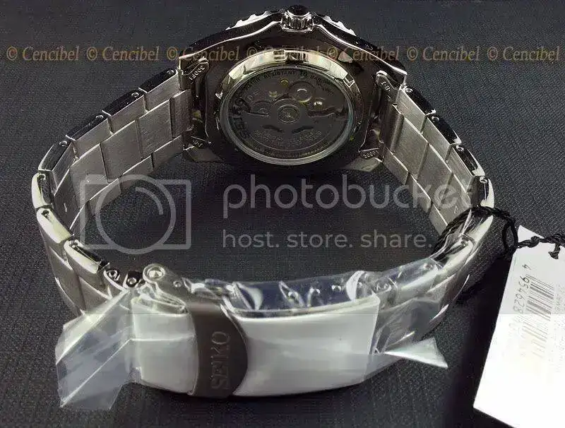 SeikoSNZF17K1foto7.jpg