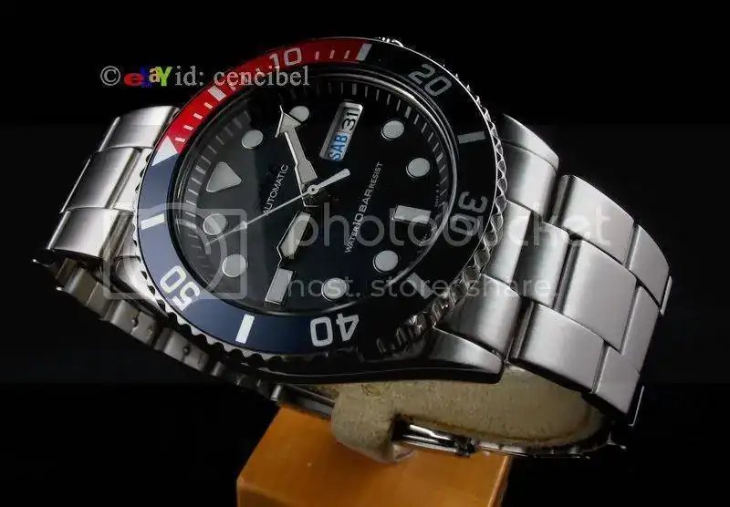 SEIKOSUBMARINERSKX033K2foto2.webp