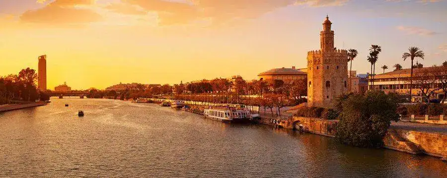 sevilla-con-encanto-1.webp