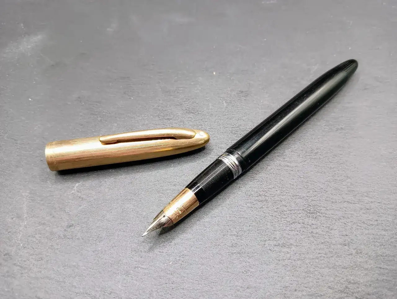 Sheaffer-snorkel-Crest.webp