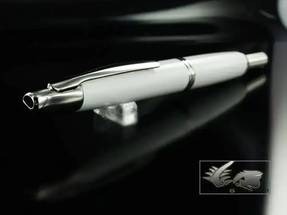 shing-Point-Retractable-Fountain-Pen-White-60443-2.webp