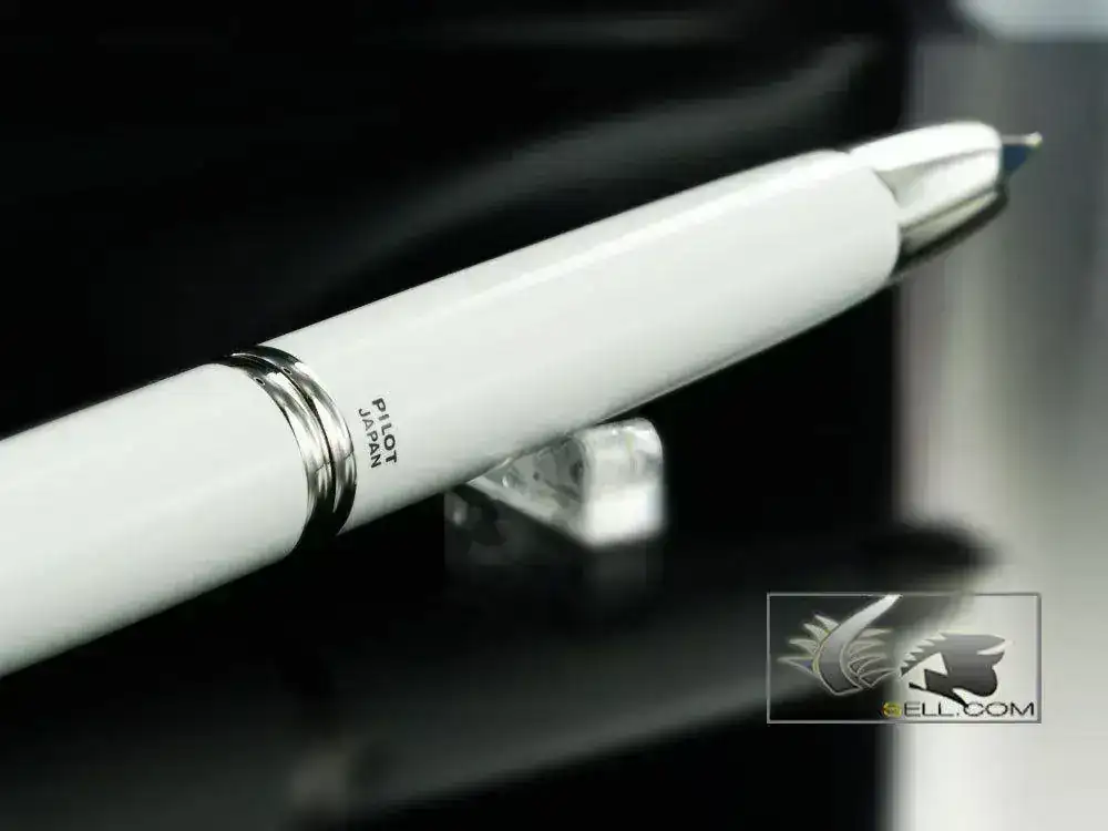 shing-Point-Retractable-Fountain-Pen-White-60443-6.webp