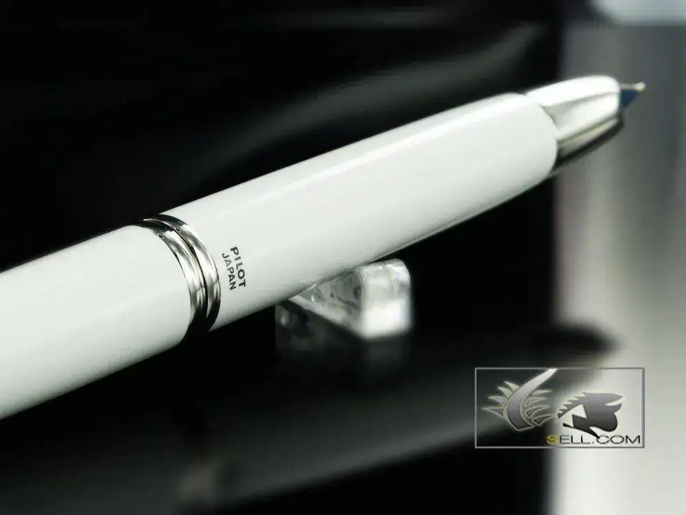 shing-Point-Retractable-Fountain-Pen-White-60443-6.webp
