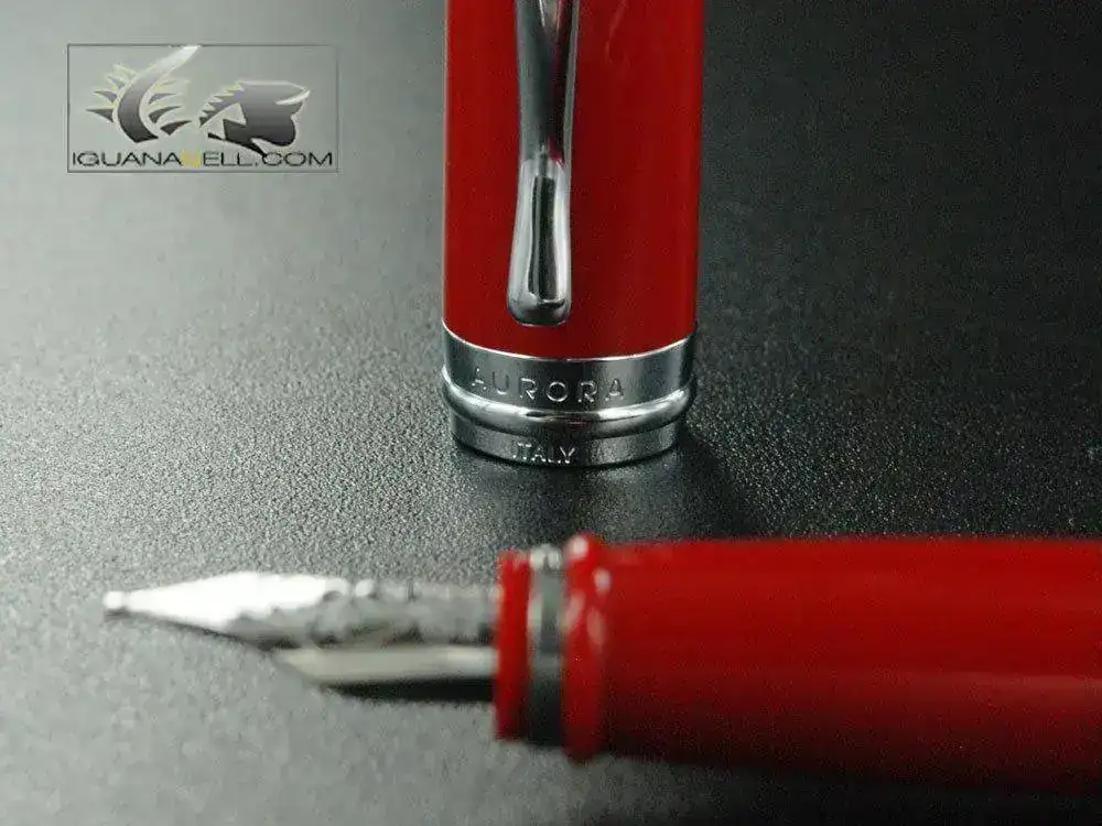 silon-De-Luxe-Fountain-Pen-Red-Resin-Body-B12CRM-5.webp