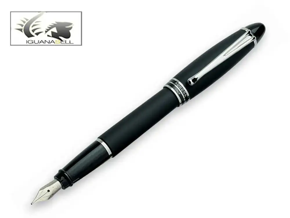 silon-Fountain-Pen-Black-Resin-Chrome-trim-B10N--1.webp