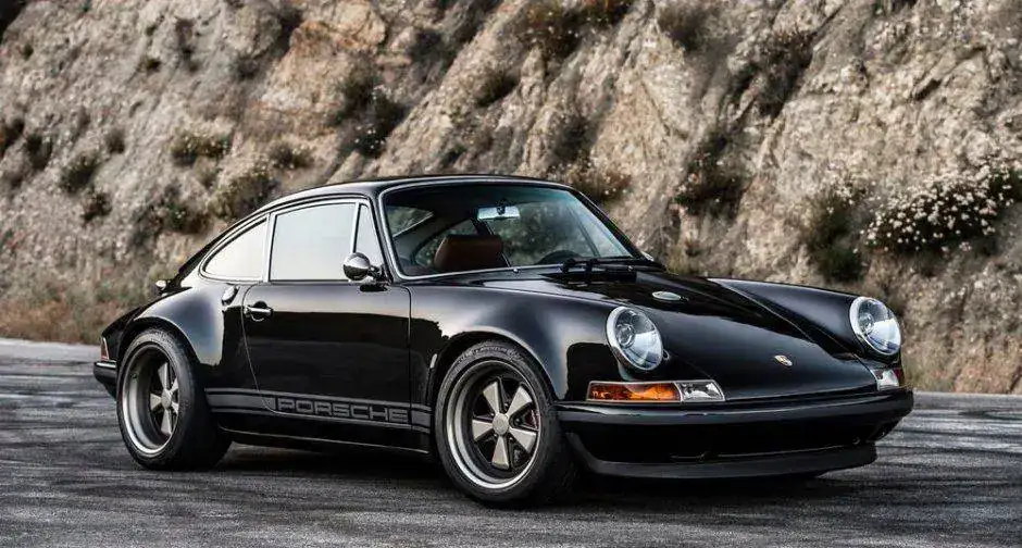 singer-porsche-08.webp
