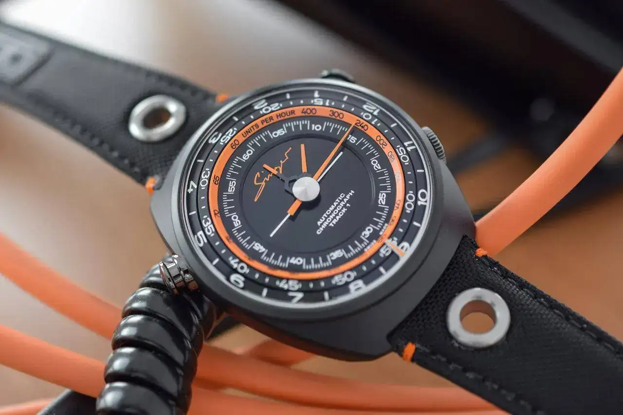 Singer-Track-1-Hong-Kong-Edition-Black-Ceramic-aluminum-4.jpg
