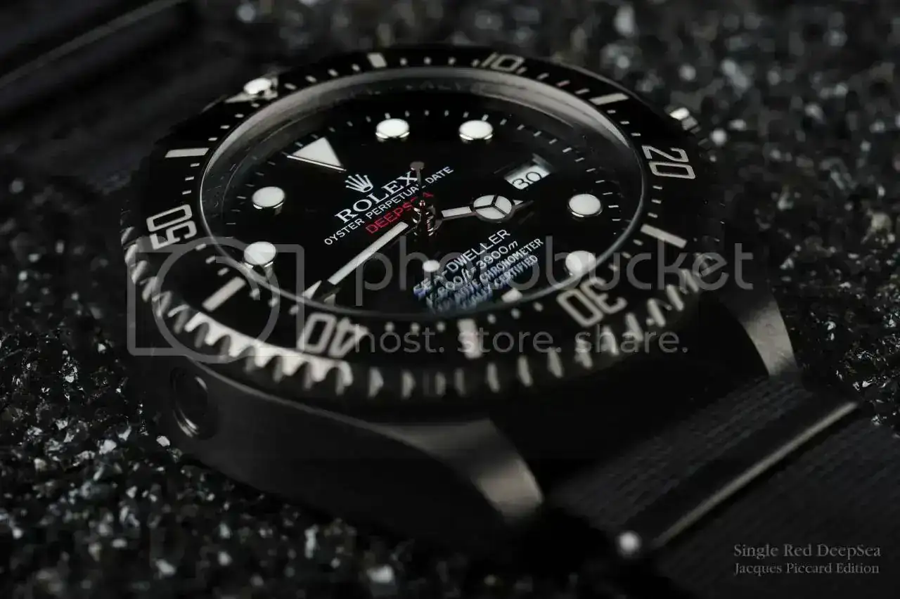 SingleredDS18LR.webp