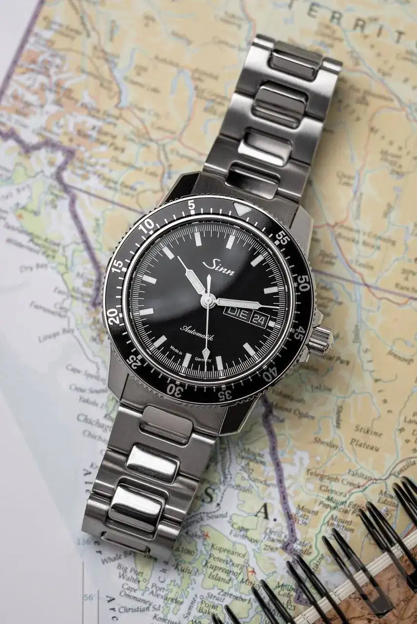 Sinn-104-6.webp