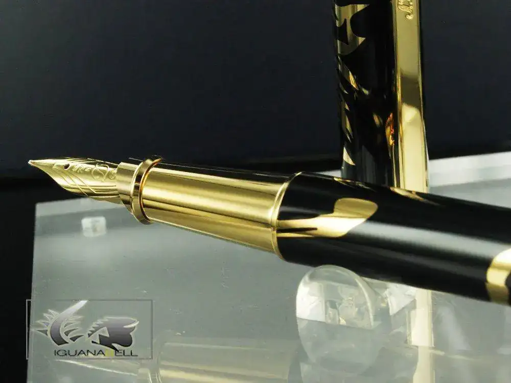 sique-Horse-Premium-Fountain-Pen-Limited-Edition-4.webp