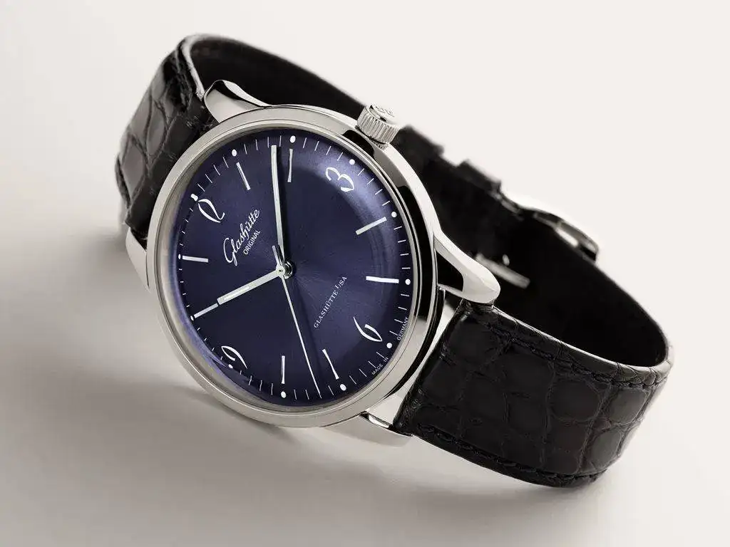 Sixties_Blue_hours_1.webp