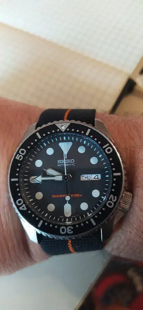 SKX007 002.webp