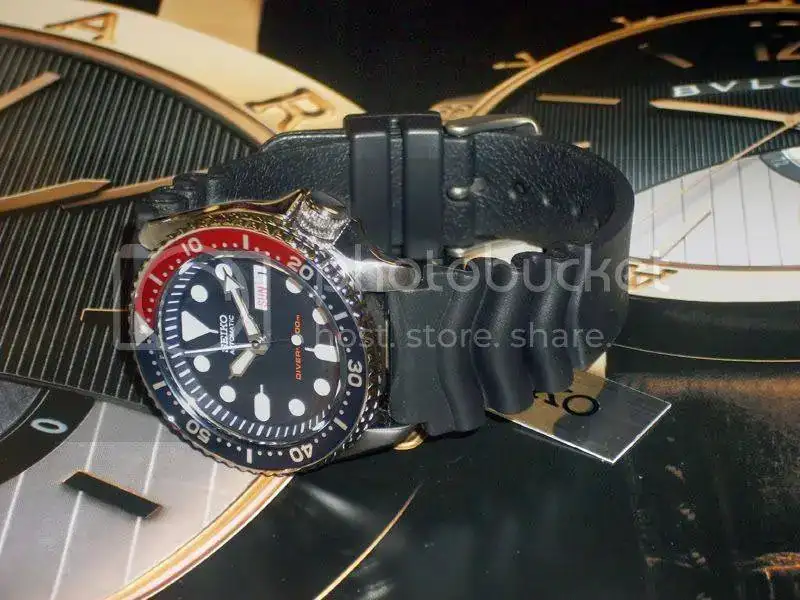 SKX009-03.webp