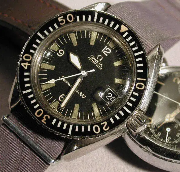 sm300newhands.webp