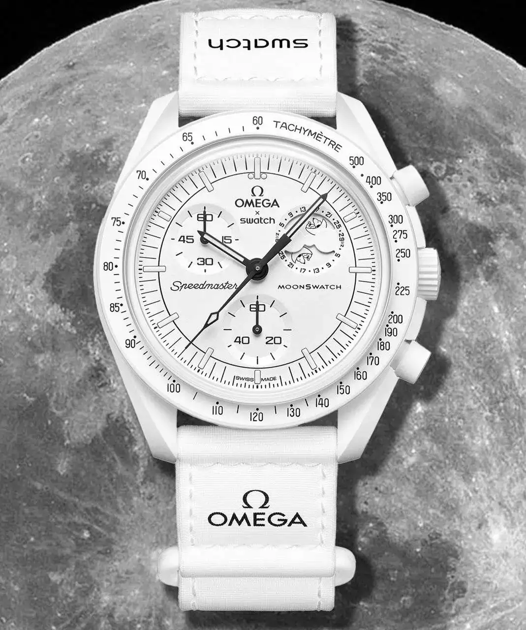 snoopy-moonswatch-hero.jpg