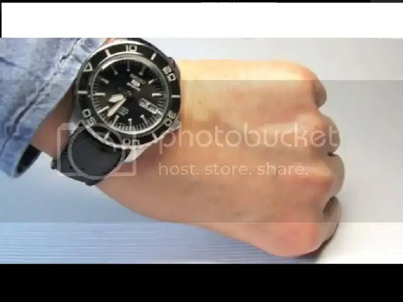 snzh55k1.webp