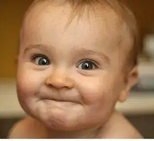 sonrisa-del-bebe1.webp