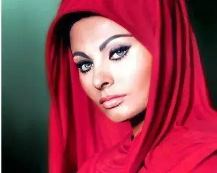 sophia-loren-eyes.webp