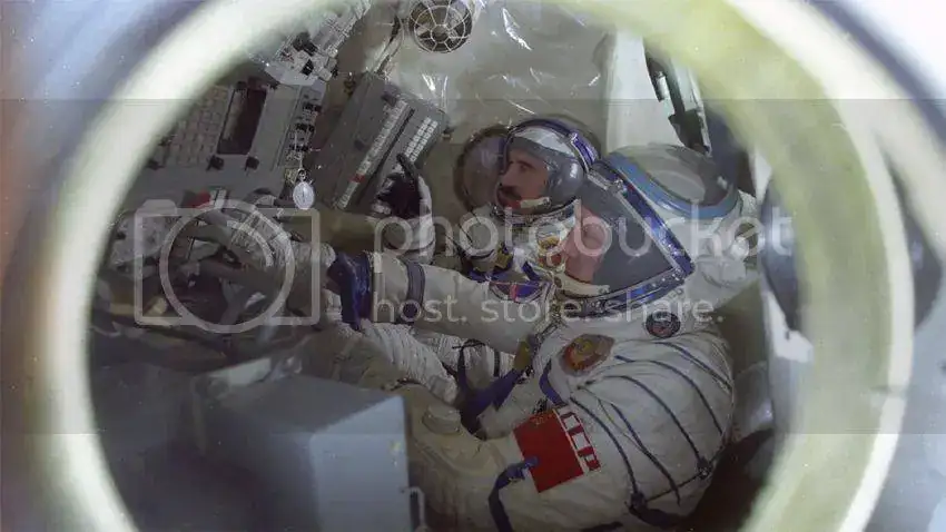Soyuz%2033_zpsghzrjr2n.webp