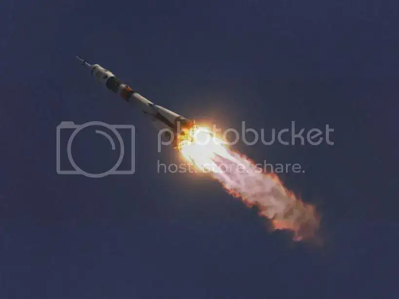 soyuz_expedition_13_launch_zpsh8eezhll.webp
