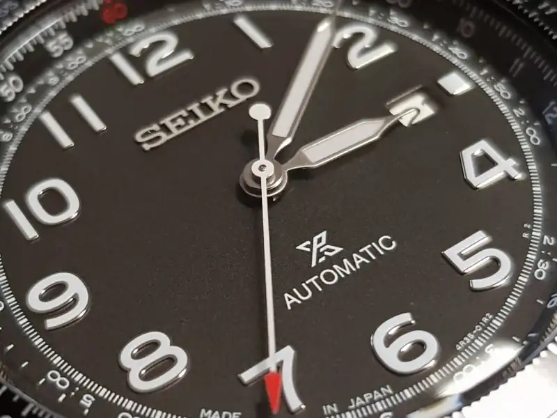 SRPB57-J1-Made-in-Japan-Automatic-calibre-4-R35-Ju.webp