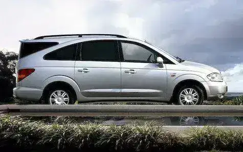 Ssangyong-Rodius.webp