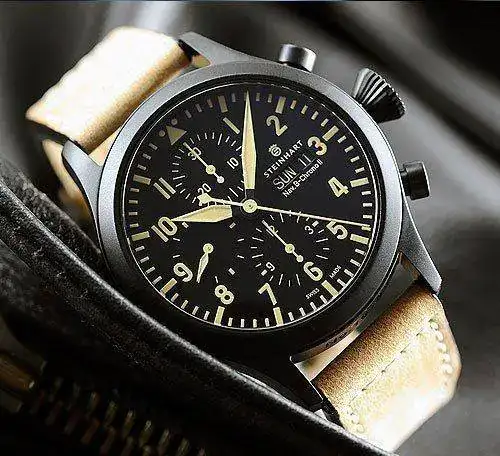 steinhart-nav-b-chrono-ii-black-dlc-08.webp