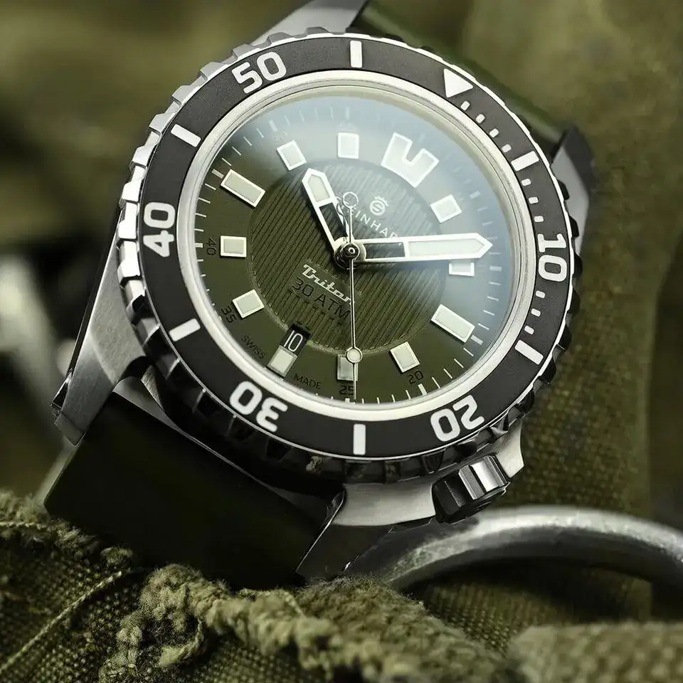 STEINHART Triton 30 ATM GREEN 04.jpg