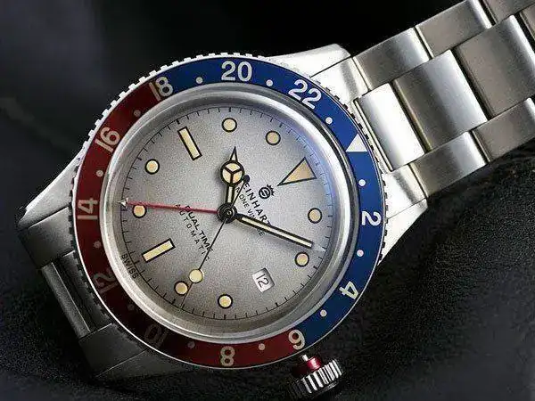 SteinhartOceanVintageDualTimePremium5L.webp