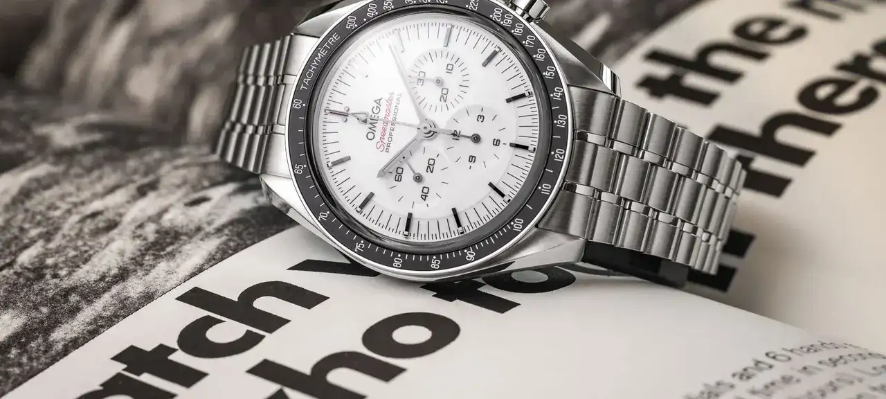 ster-Professional-310.30.42.50.04.001-white-dial-7.webp