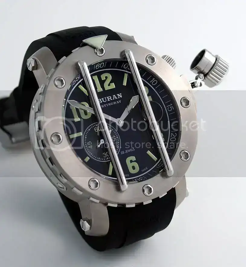 stingrayblackhalfside.webp