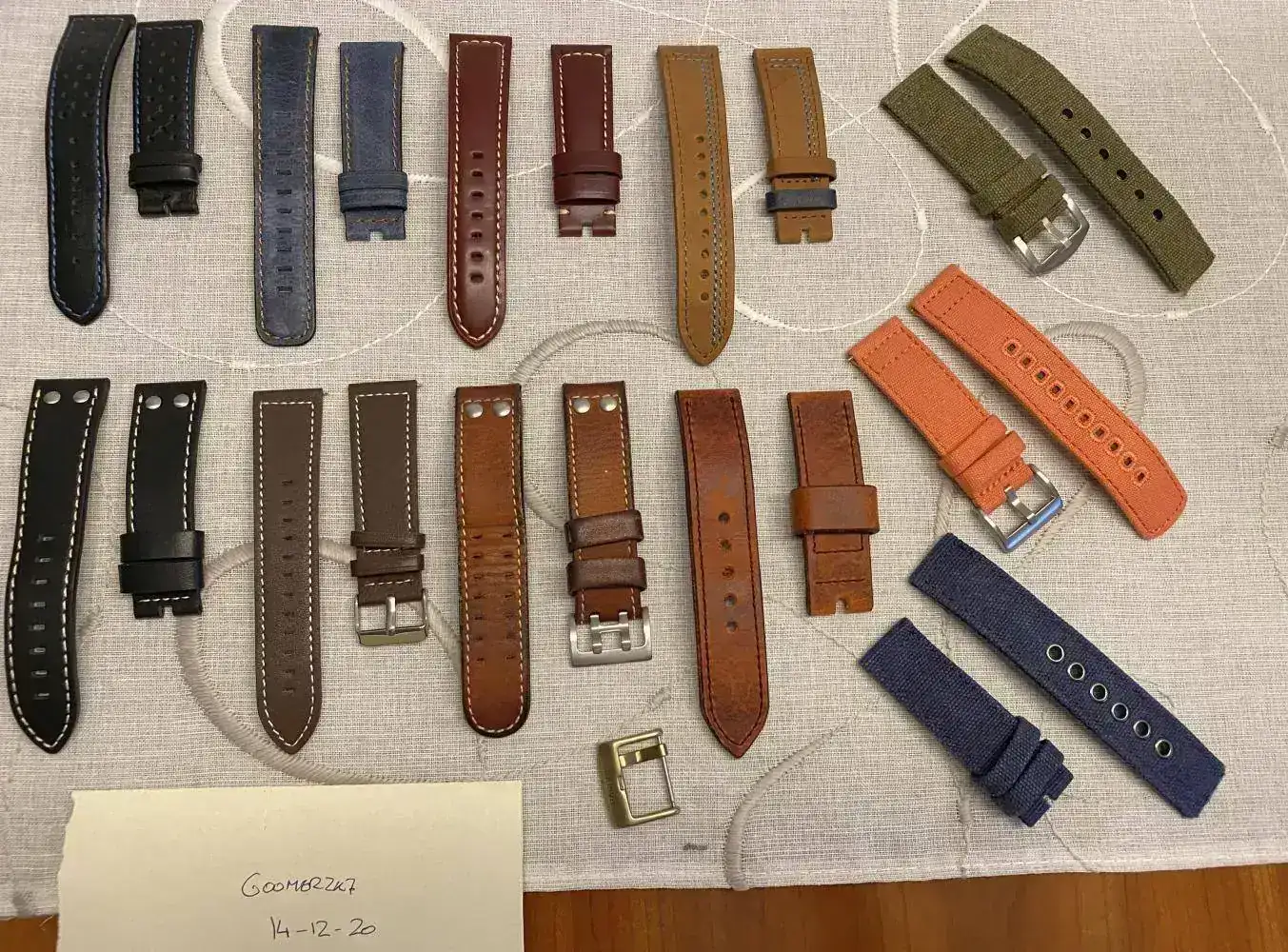 straps1.webp