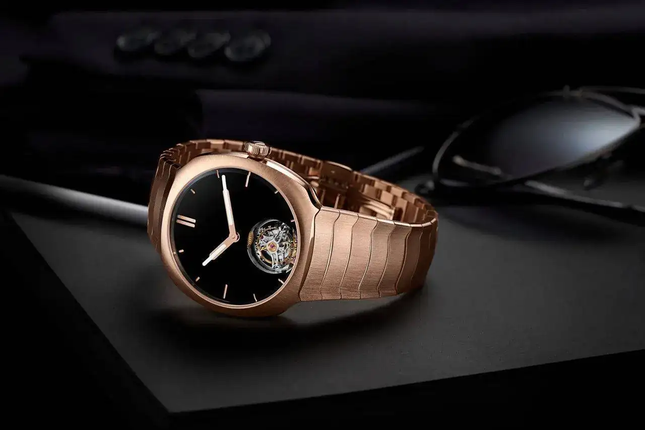 Streamliner Tourbillon Vantablack (2).webp