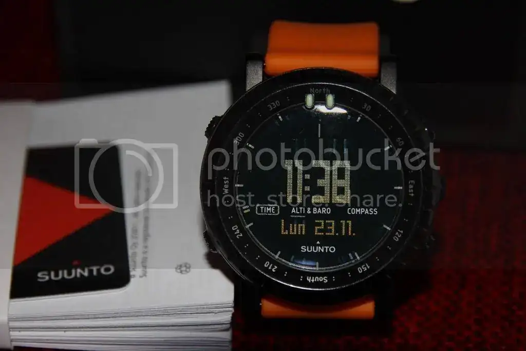 Suunto%20Core%20Orange%20Black%20-%202_zpswl3kbu8u.webp