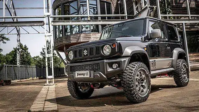 suzuki-jimny-gan-e-vitara-katana.webp