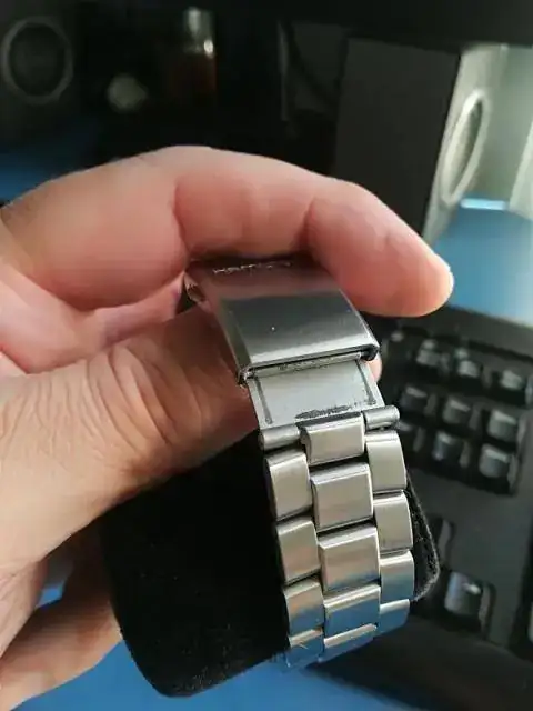 svfVla8.webp