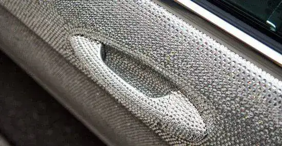 Swarovski-Mercedes-CLS2.webp