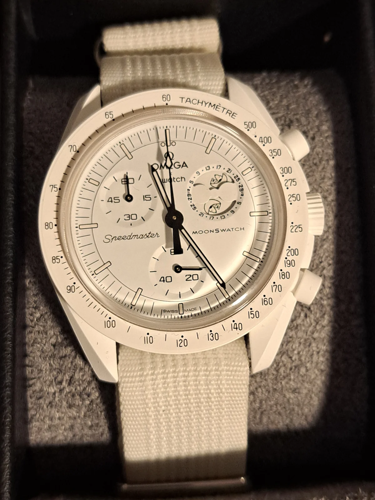 Swatch-Moonswatch.webp
